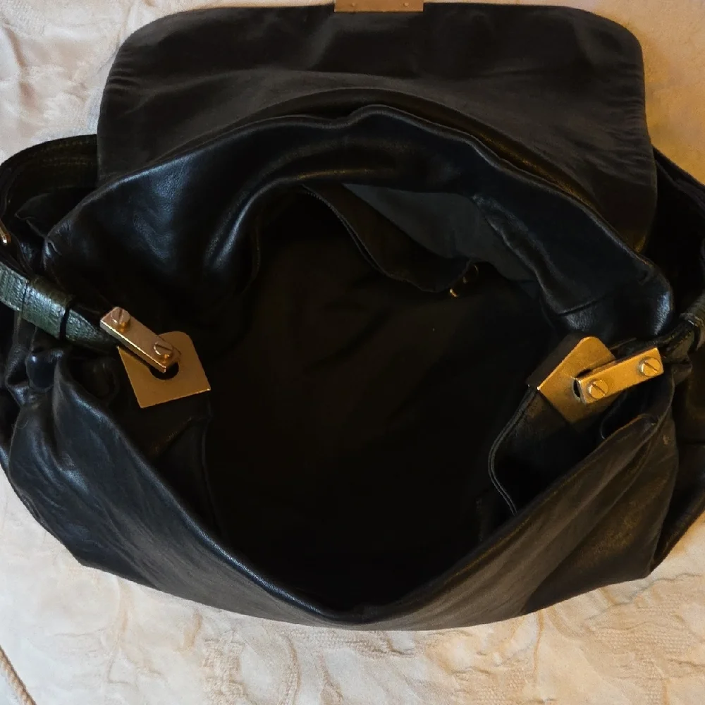 Lanvin Black Leather Shoulder Bag - Picture 6 of 6